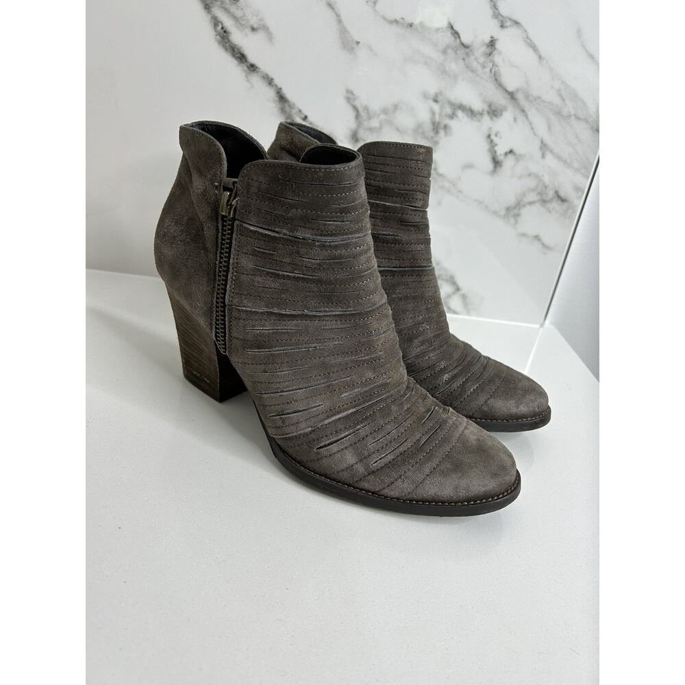 Paul Green Malibu Sliced Zip Bootie Gray Western Neutral Suede Round Toe Sz 5.5